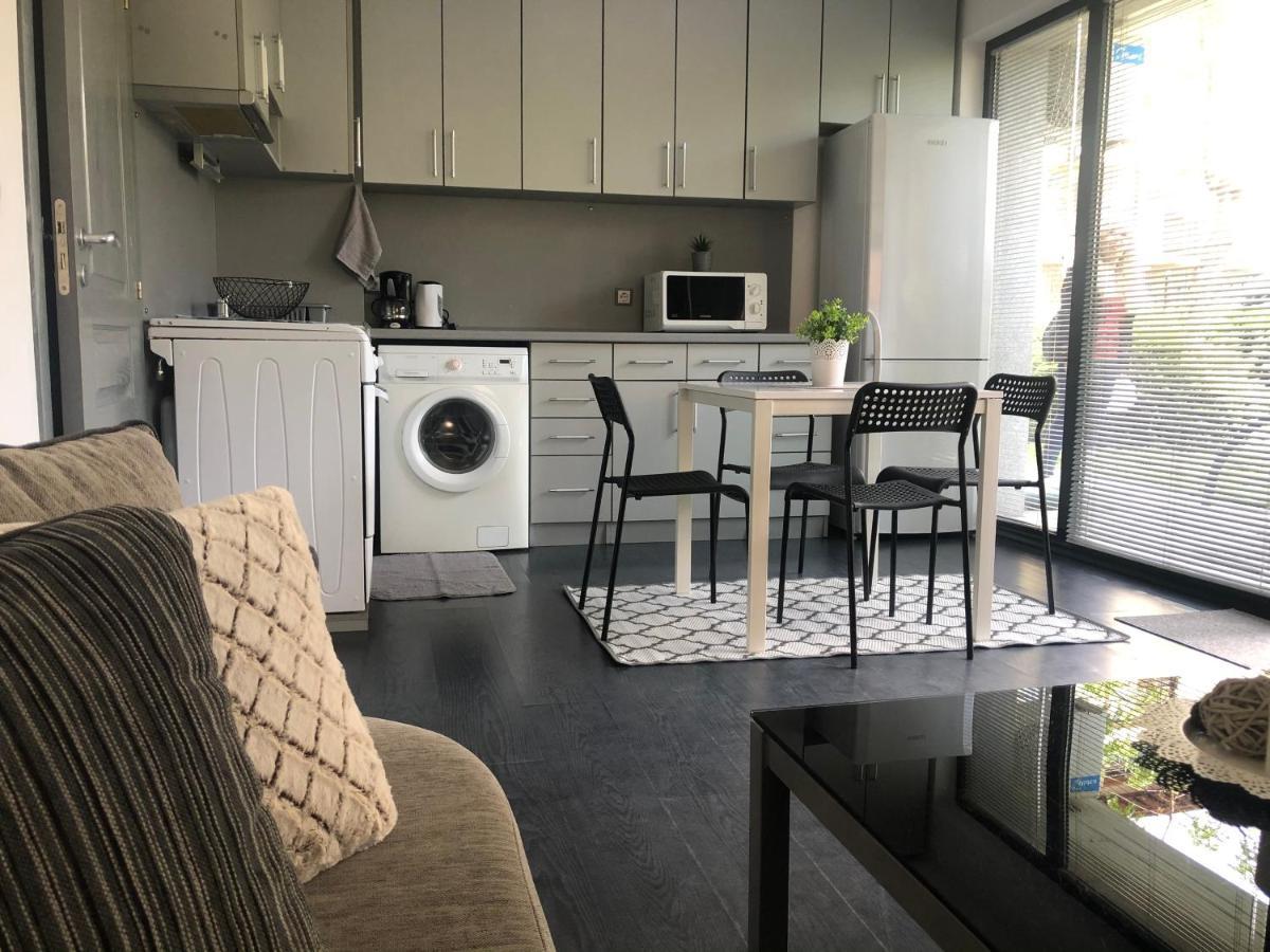 Sarafovo Beach Apartment Mit Terrasse ブルガス エクステリア 写真
