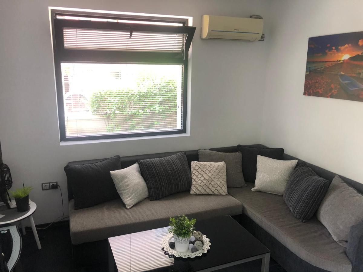 Sarafovo Beach Apartment Mit Terrasse ブルガス エクステリア 写真