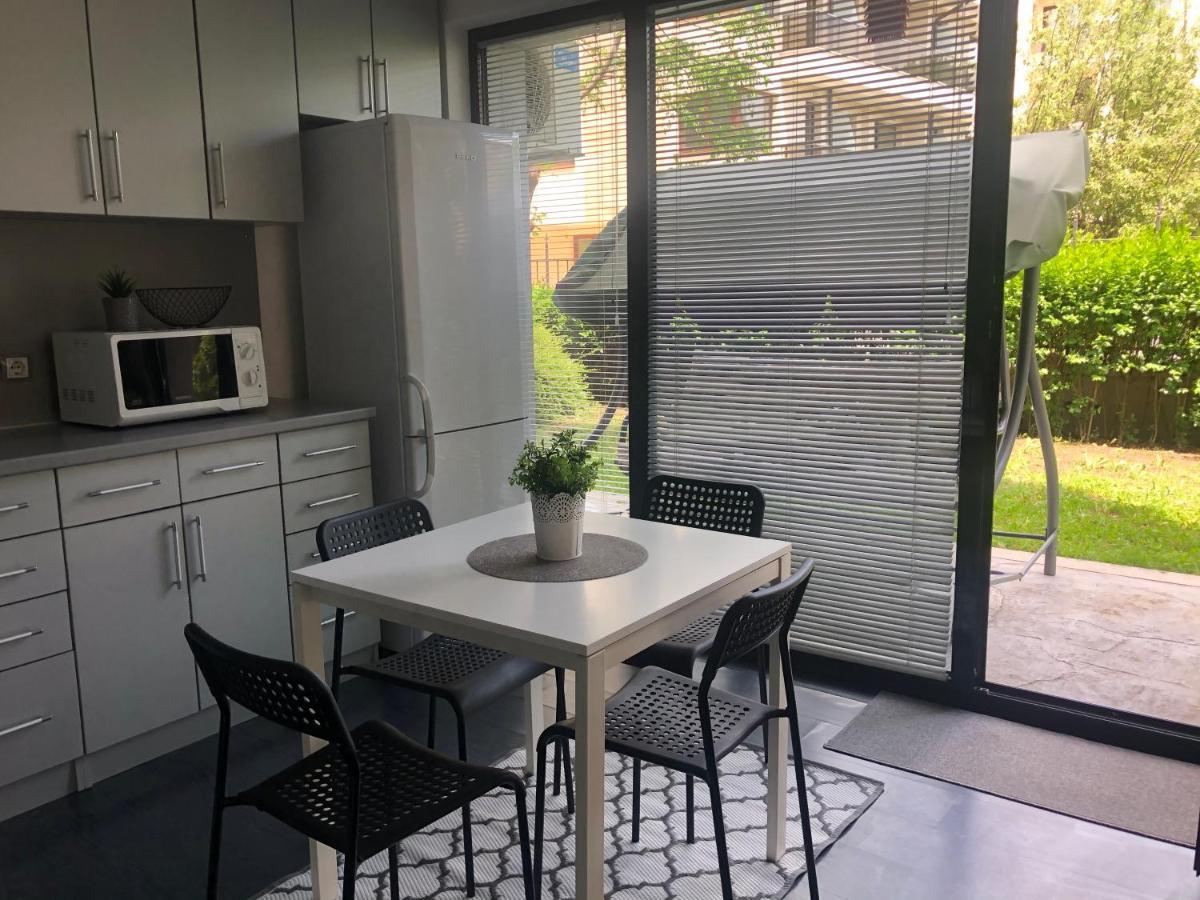 Sarafovo Beach Apartment Mit Terrasse ブルガス エクステリア 写真